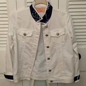 White vintage jean jacket